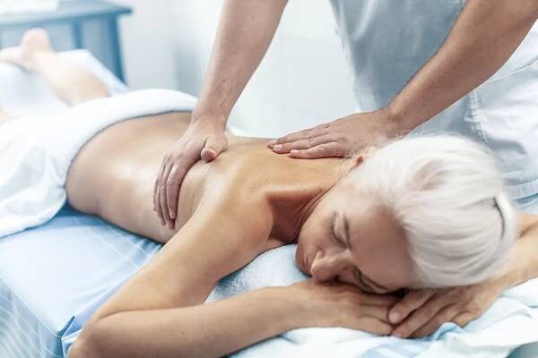 Traditional healing vacation 