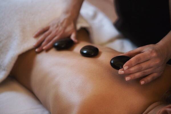 Refreshing spa stay Light