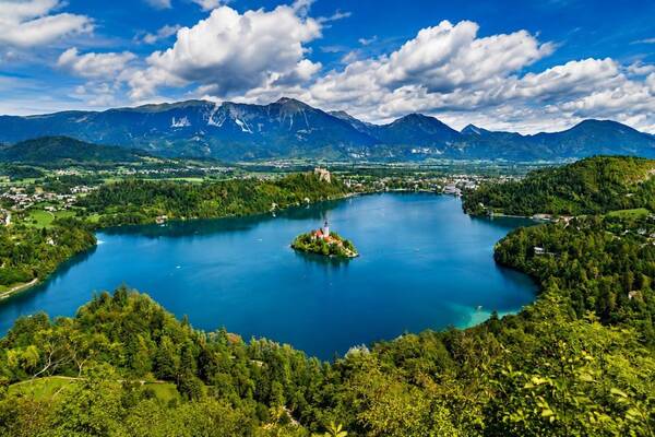 Microclimate battle: Czech Republic vs. Slovenia