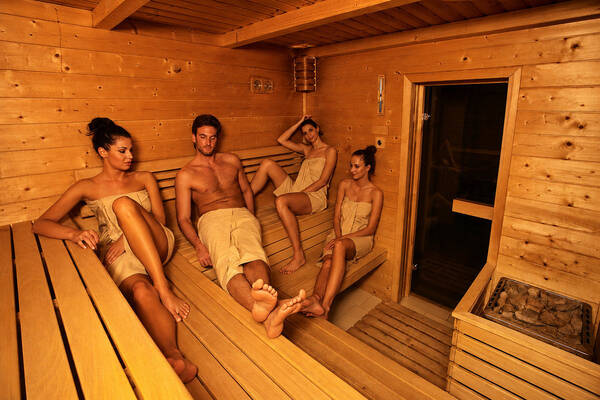 Indoor Sauna World 