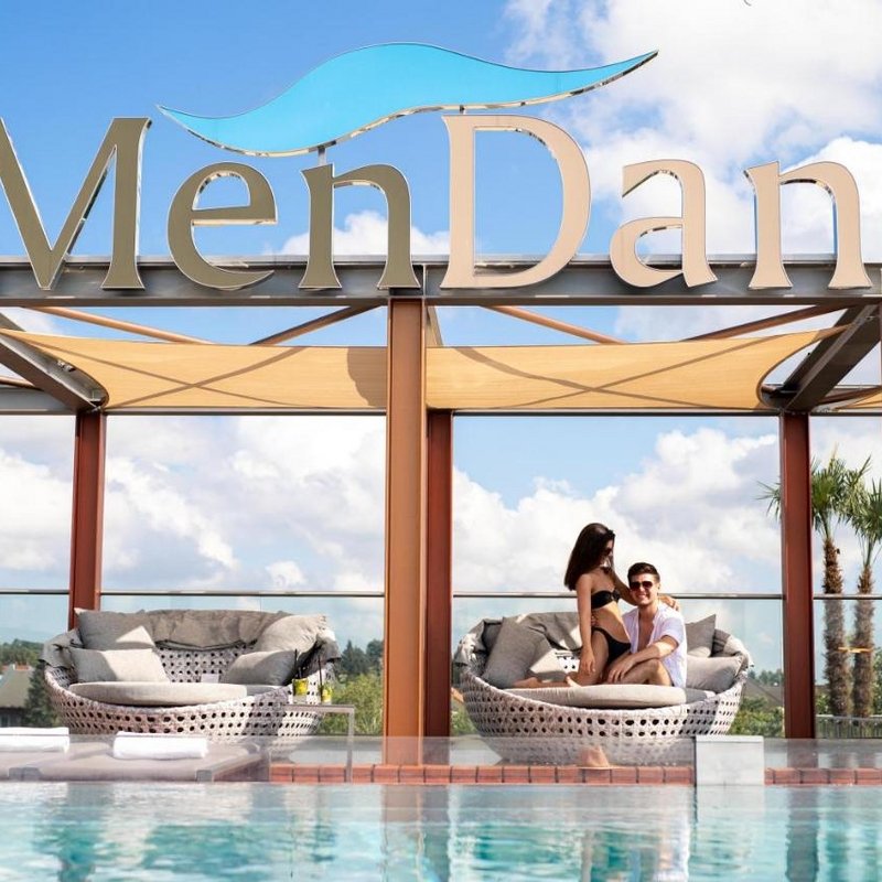 Accommodation with half board 