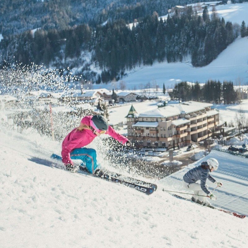 Accommodation plus halfboard WINTER 