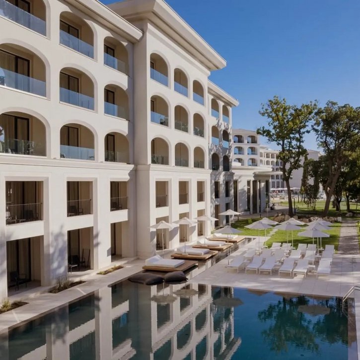 Accomodation with breakfast