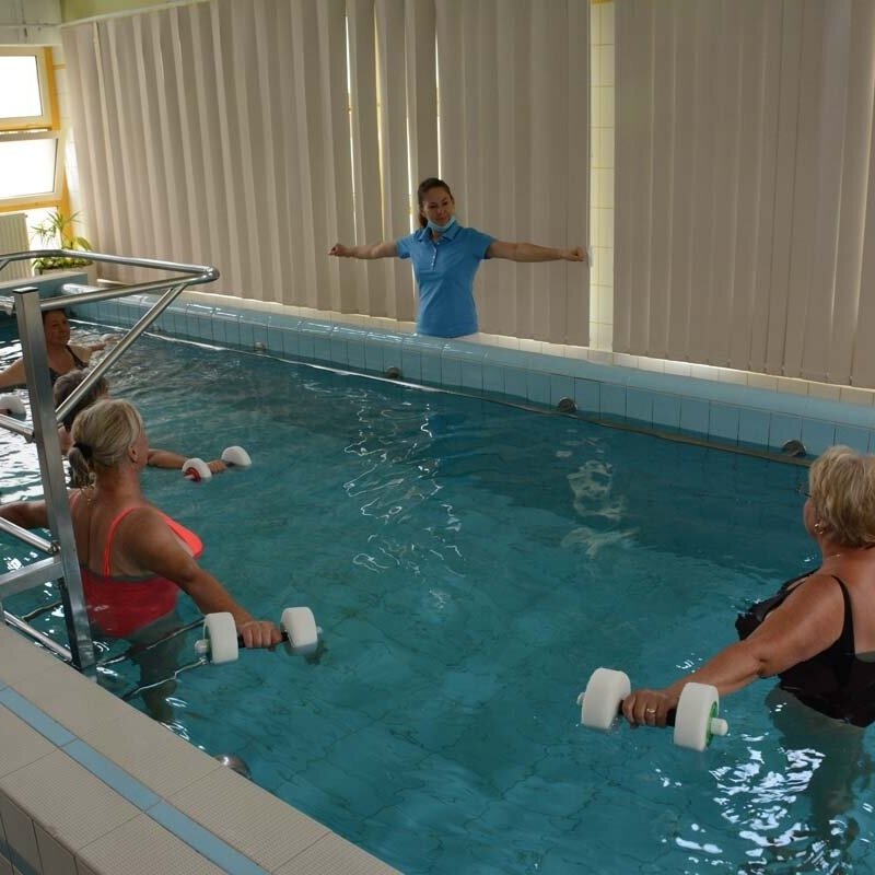 A week-long spa stay at the Tiszaújváros Spa