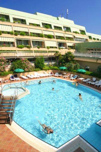 Accommodation with breakfast 