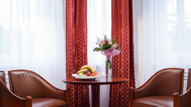 Comfort with balcony