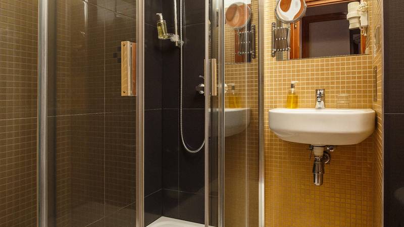 Comfort with balcony