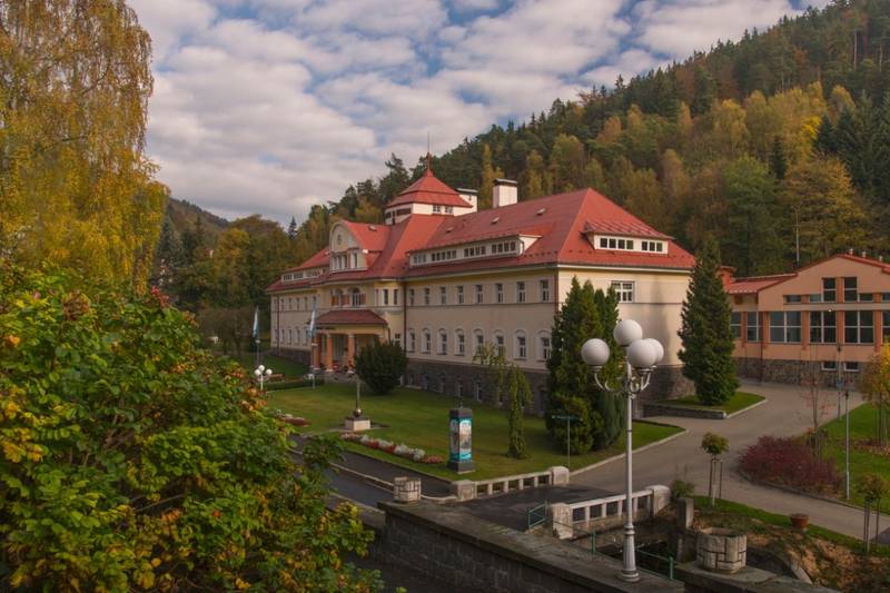 Hotel Akademik Behounek ***