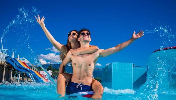 Experience package Tatralandia with entry to the Aquapark + HB