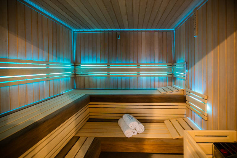 Relaxation stay during week 2025