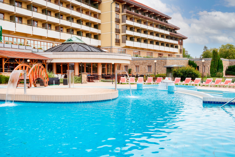 Accommodation with half board 