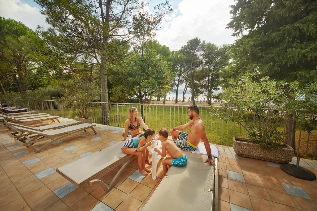 ADRIA relax by the sea
