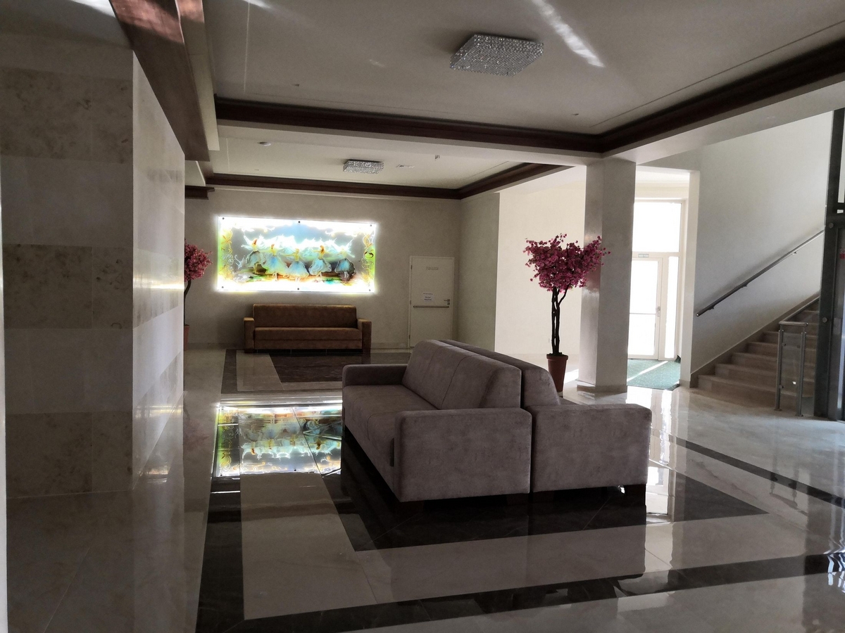 Martin Spa House ***