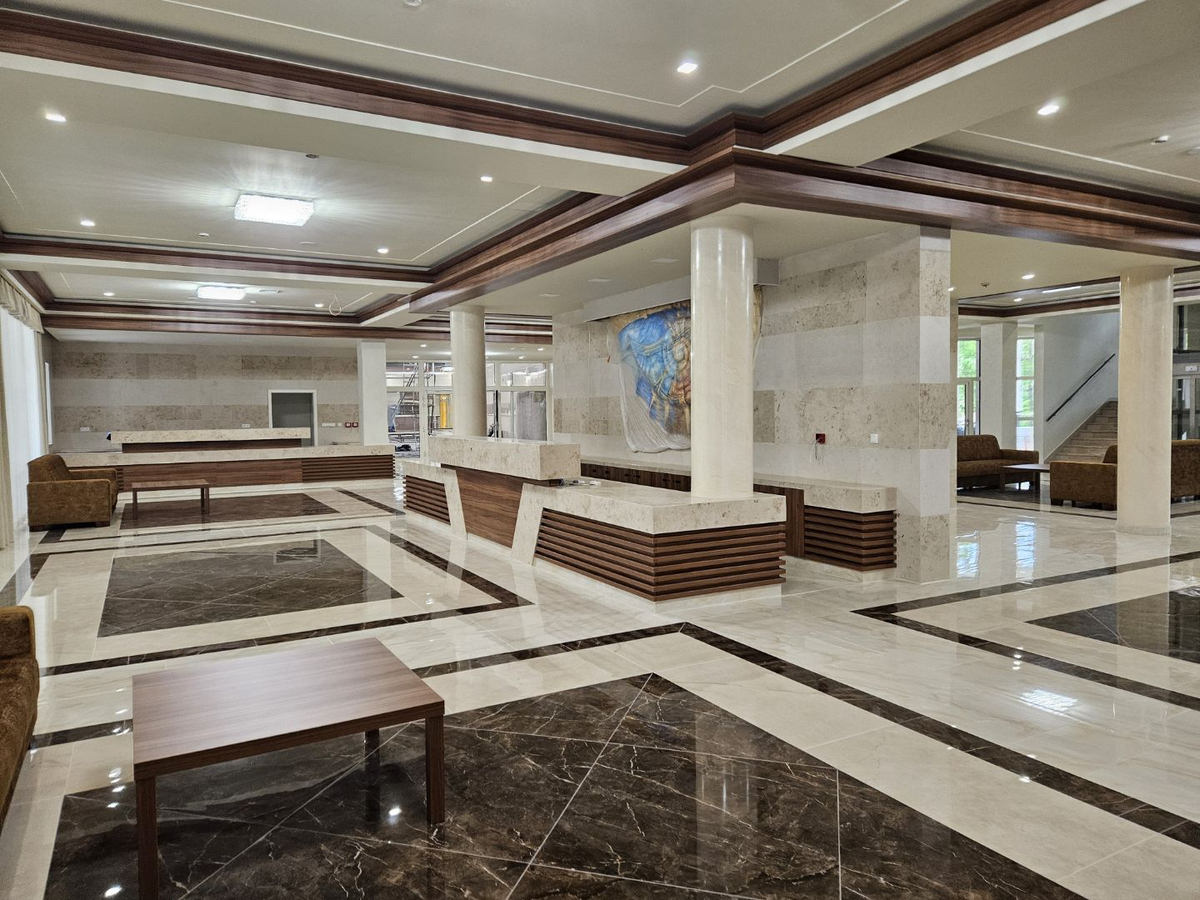 Martin Spa House ***