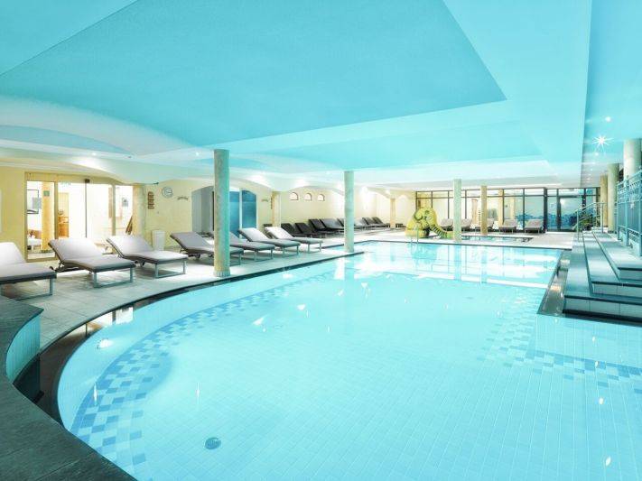 Accommodation with half board SUMMER 2025