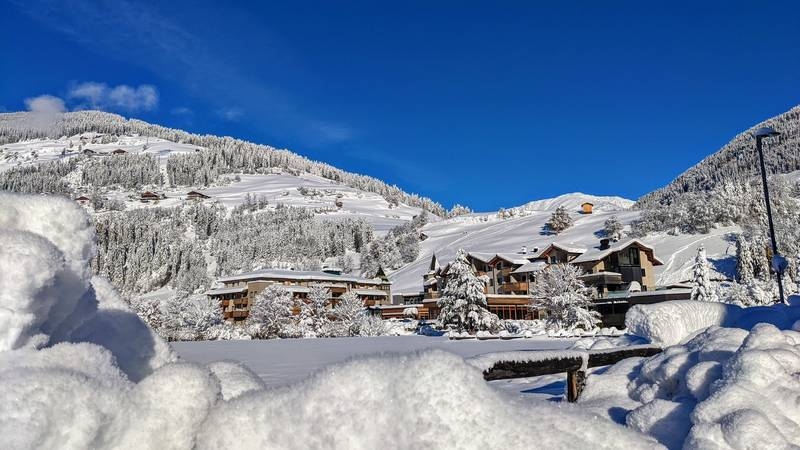 Accommodation plus halfboard WINTER 