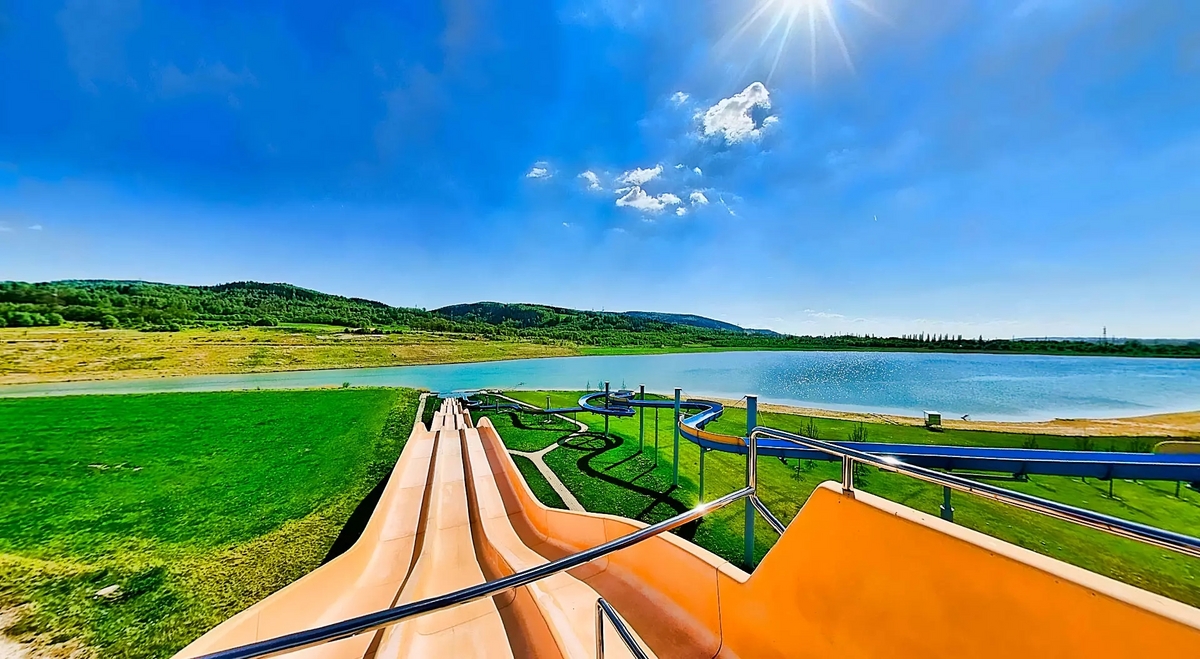 Family wellness with swimming pool - week