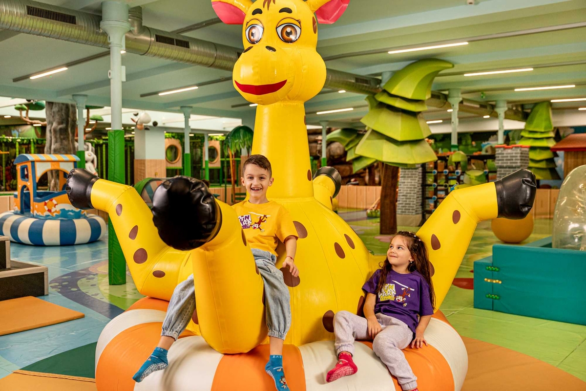 Fun and relaxation in Aquapark Babylon - Winter