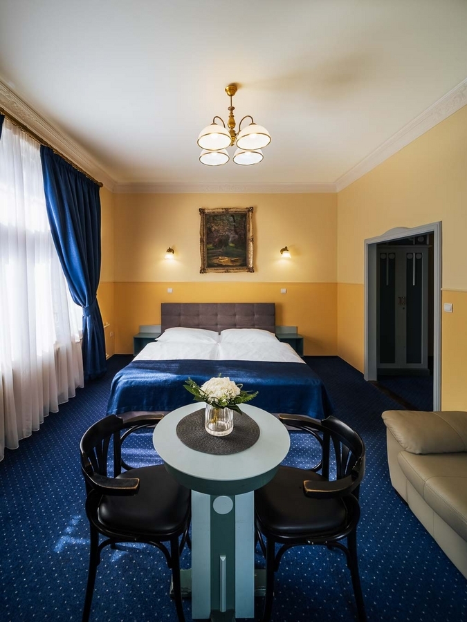 Accommodation with breakfast 