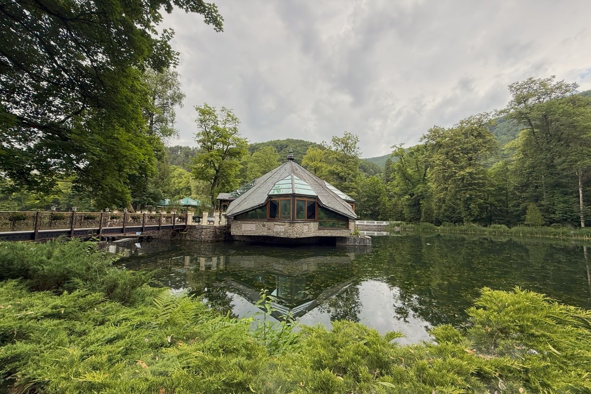 Accommodation with half board weekend / holiday 2025