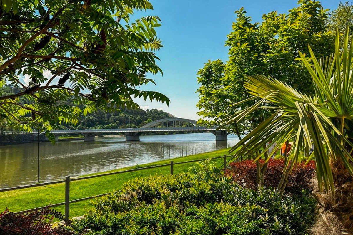 A stay to recharge your batteries