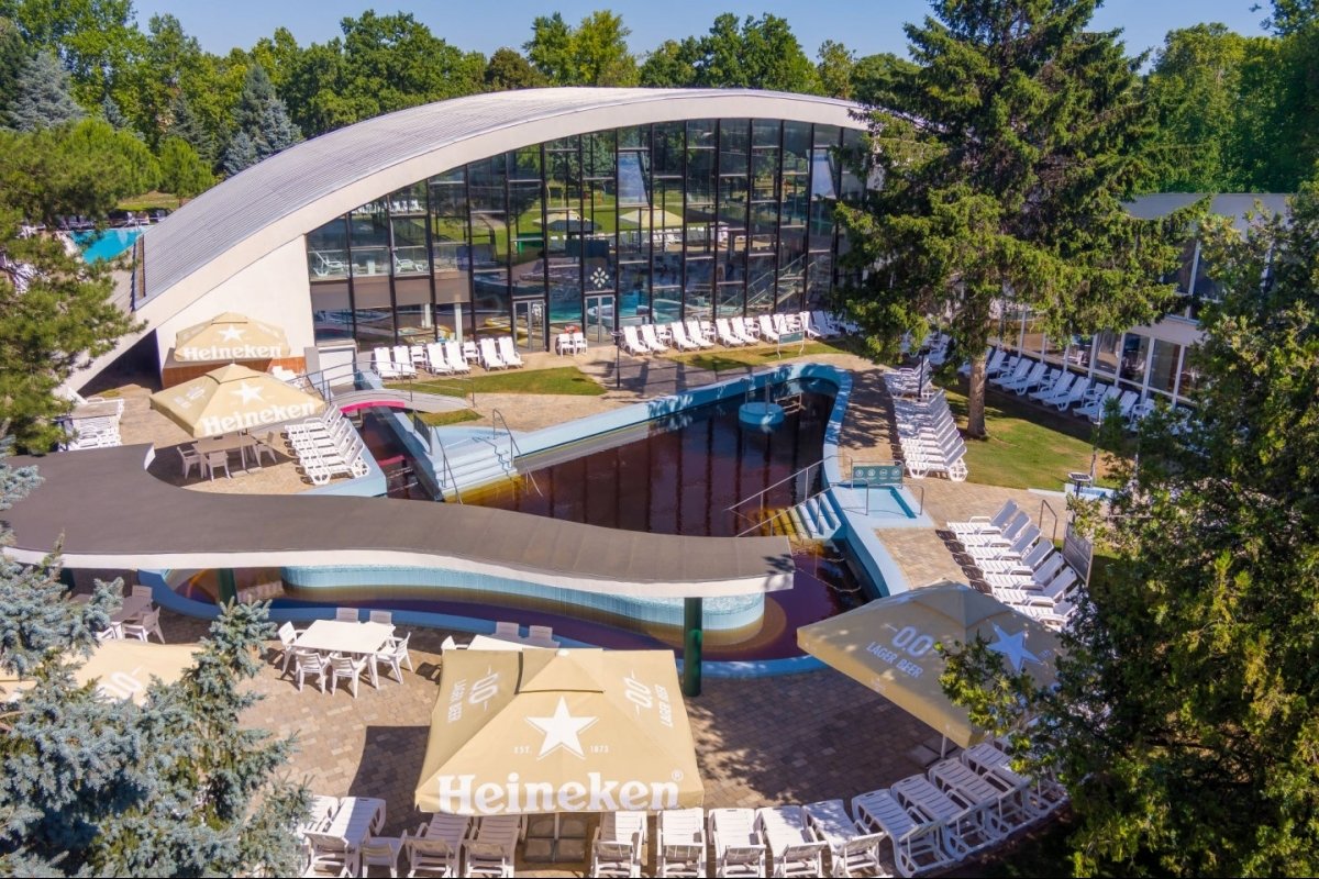 Accommodation with half board