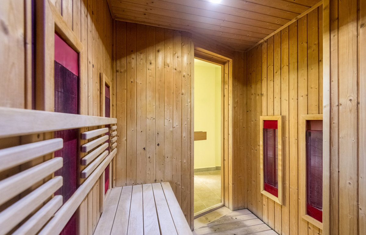 Accommodation with half board