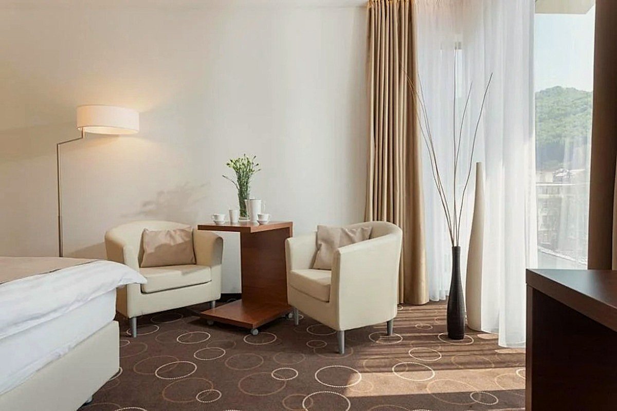 Comfort with a balcony