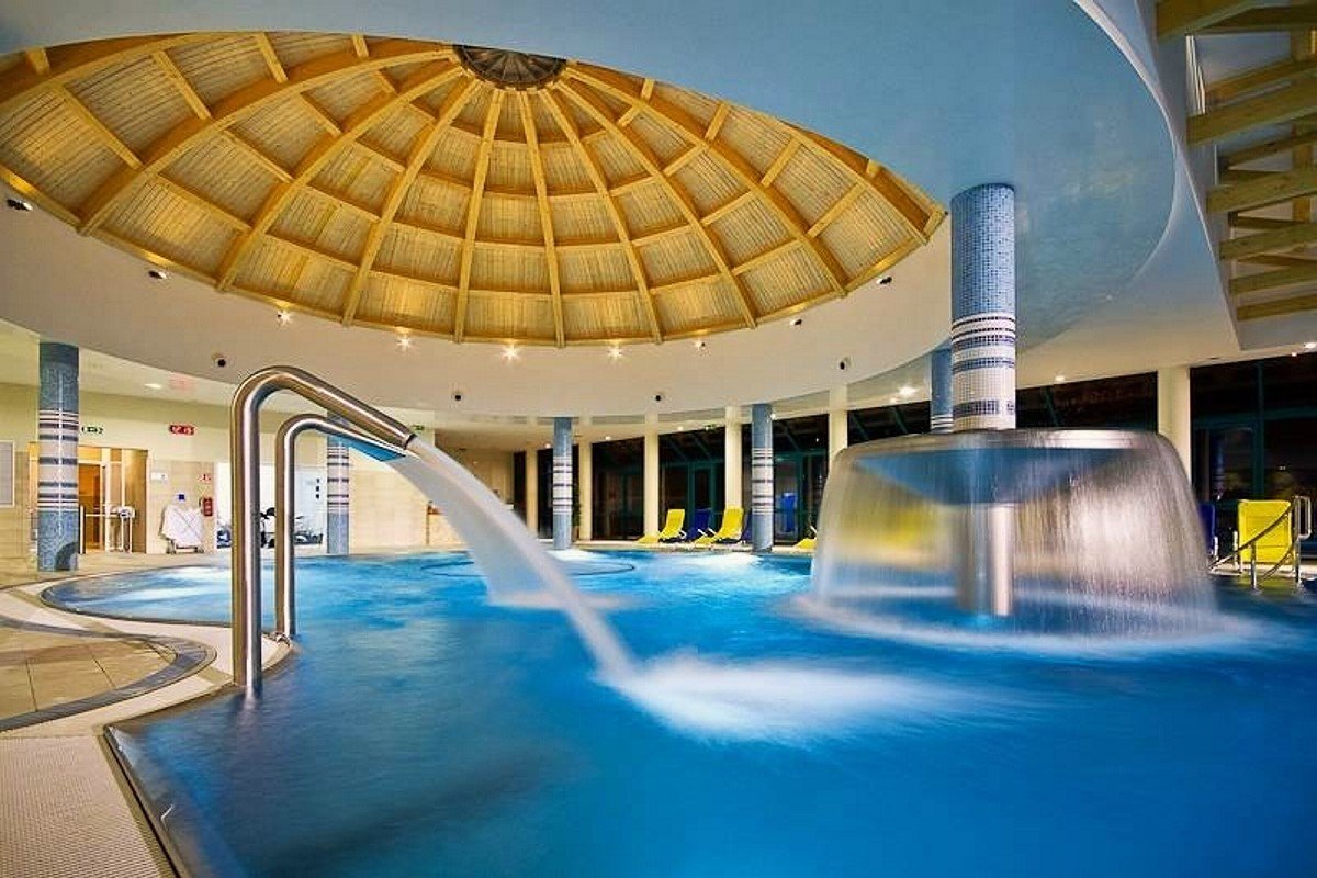 EXTRA 2026 treatment stay