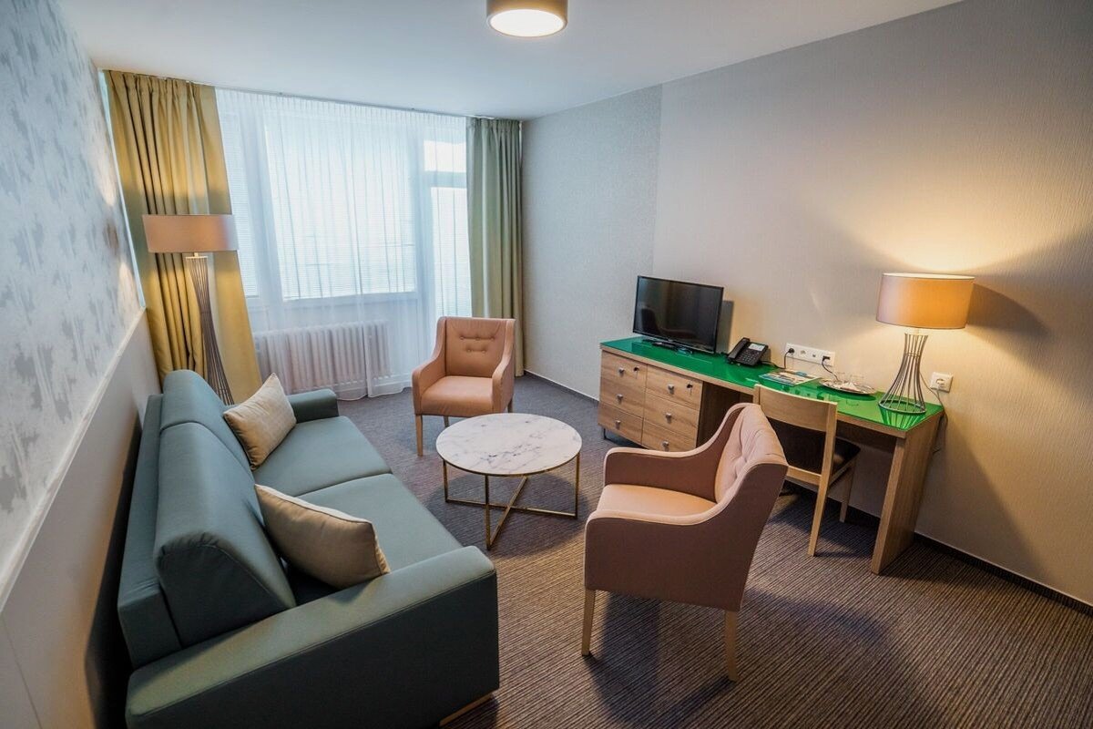 Suite with balcony / 2nd floor