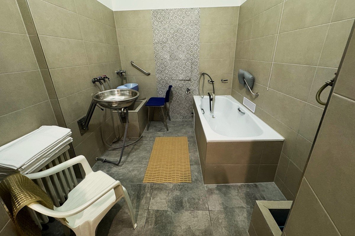 Energetic DERMA treatment stay