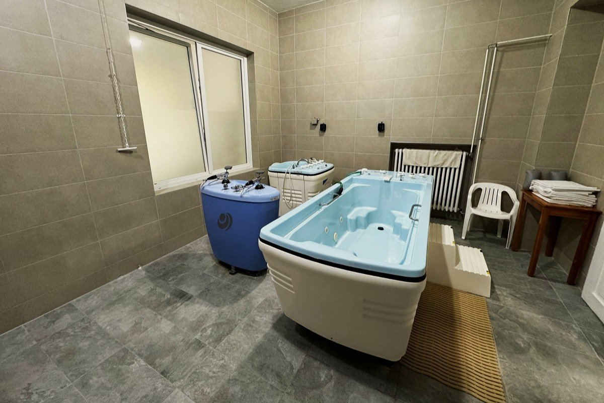 Energetic DERMA treatment stay