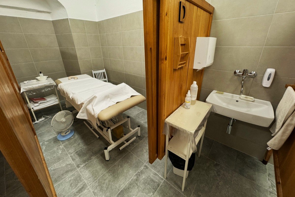 Energetic DERMA treatment stay