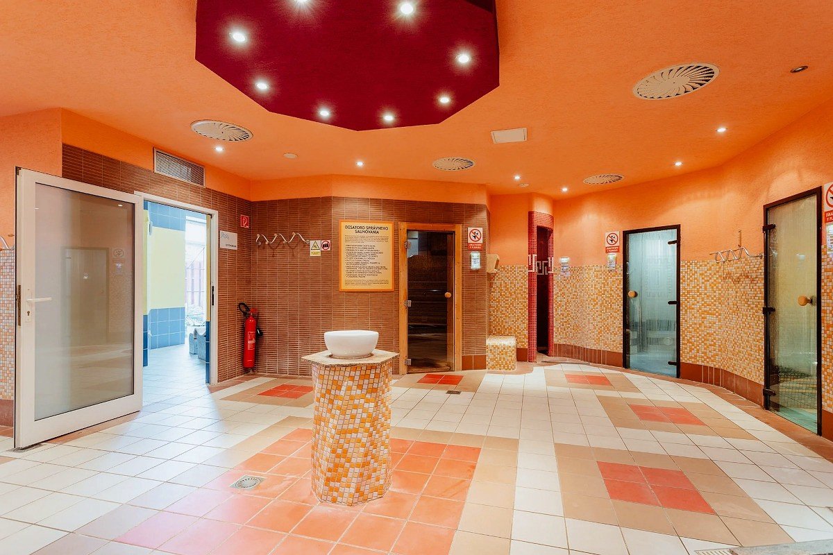 Therapeutic stay Senior 2026