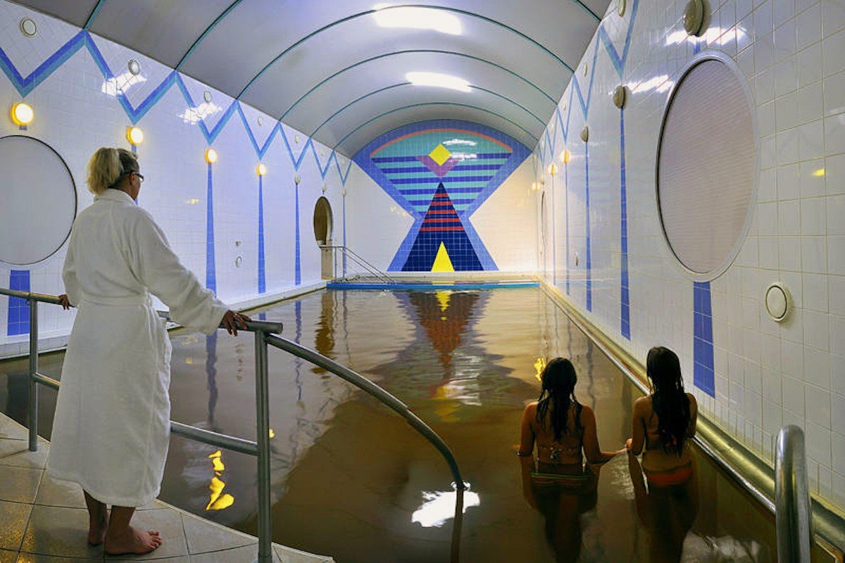 Therapeutic stay Senior 2026