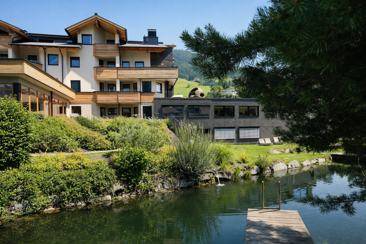 Accommodation with half board SUMMER 