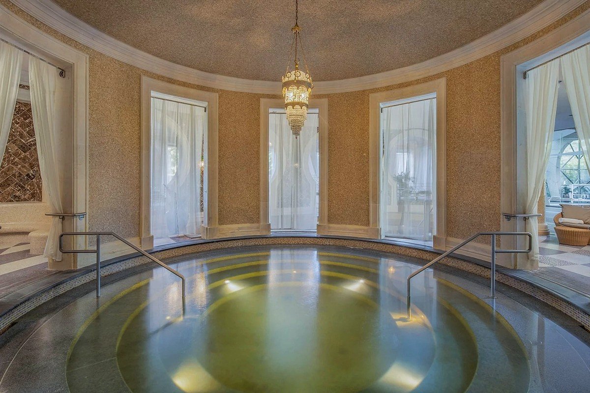 Special offer during the week