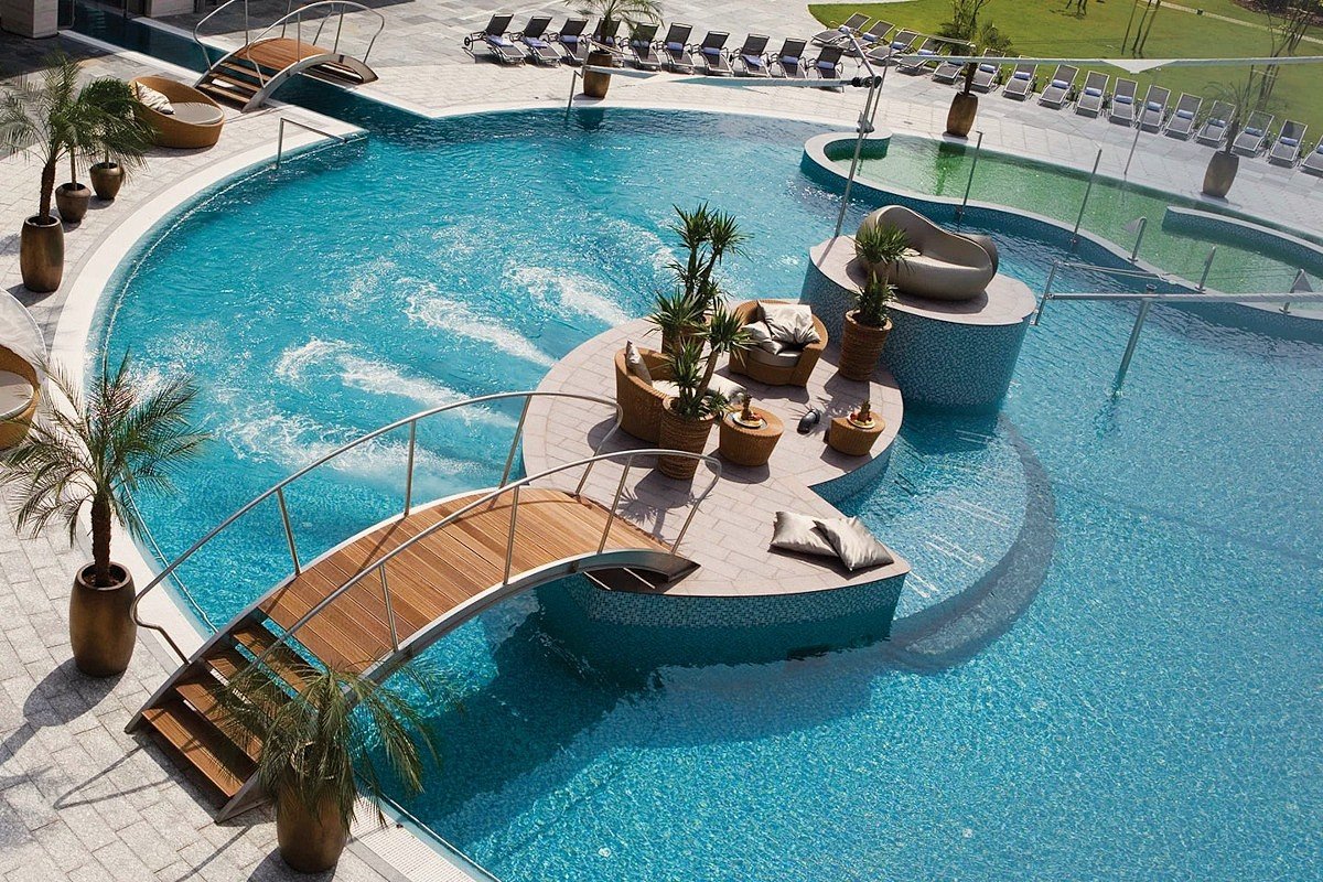 Special offer during the week