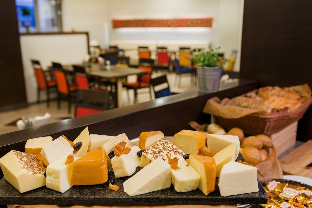 Hotel Park Inn Sarvar ****