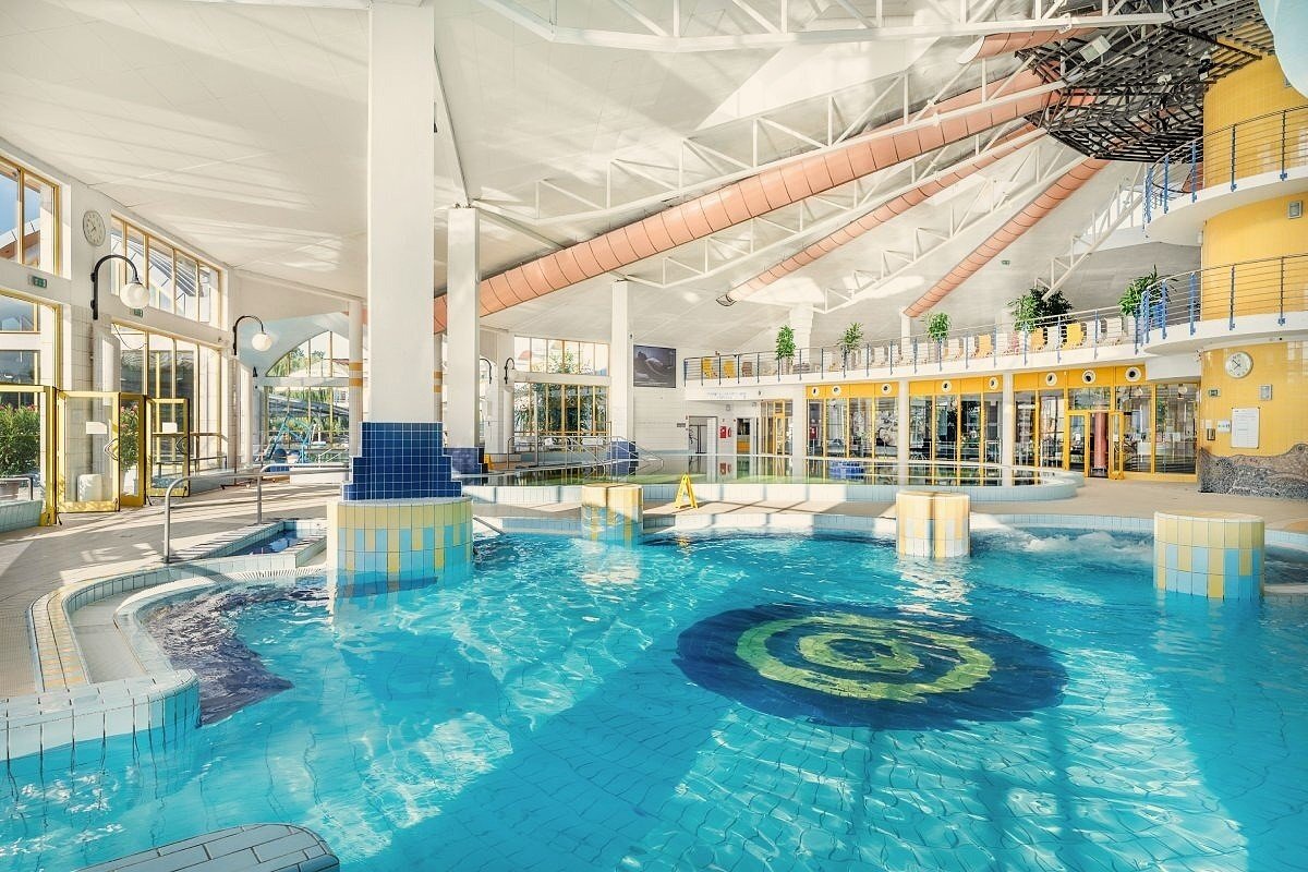 Hotel Park Inn Sarvar ****