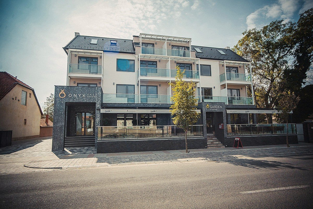 Onyx Luxury Aparthotel ****