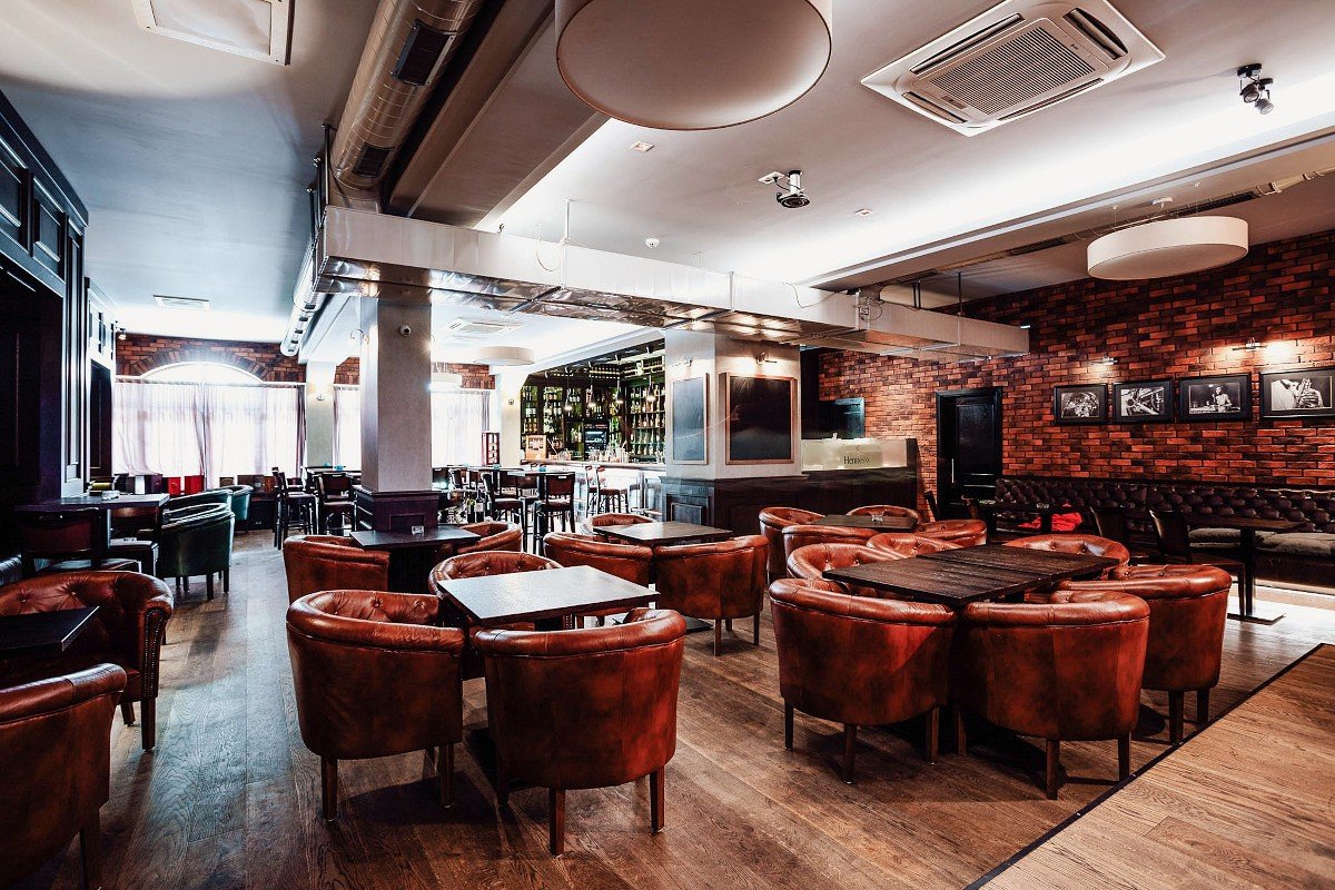 Hotel under the Castle ****