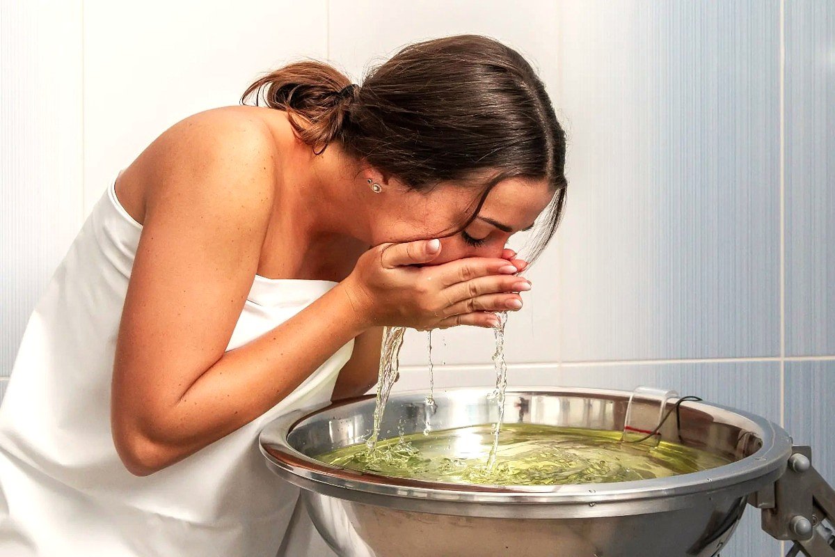 Smrdáky - the power of the "dead sea" in Slovakia