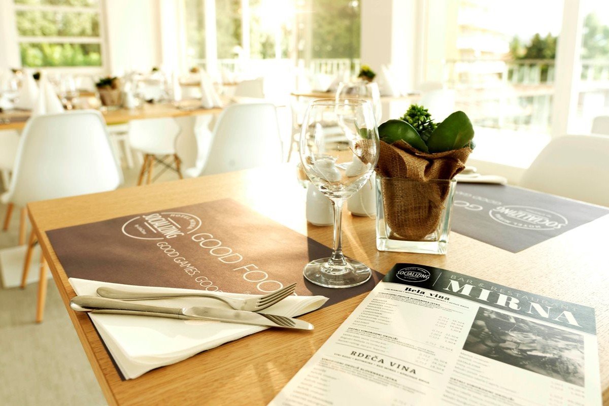 Hotel Mirna ***