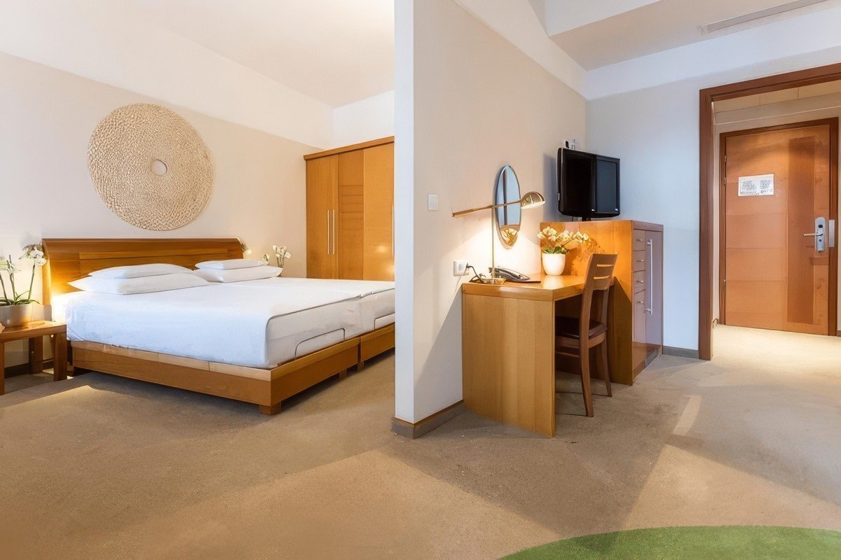 Double bed room