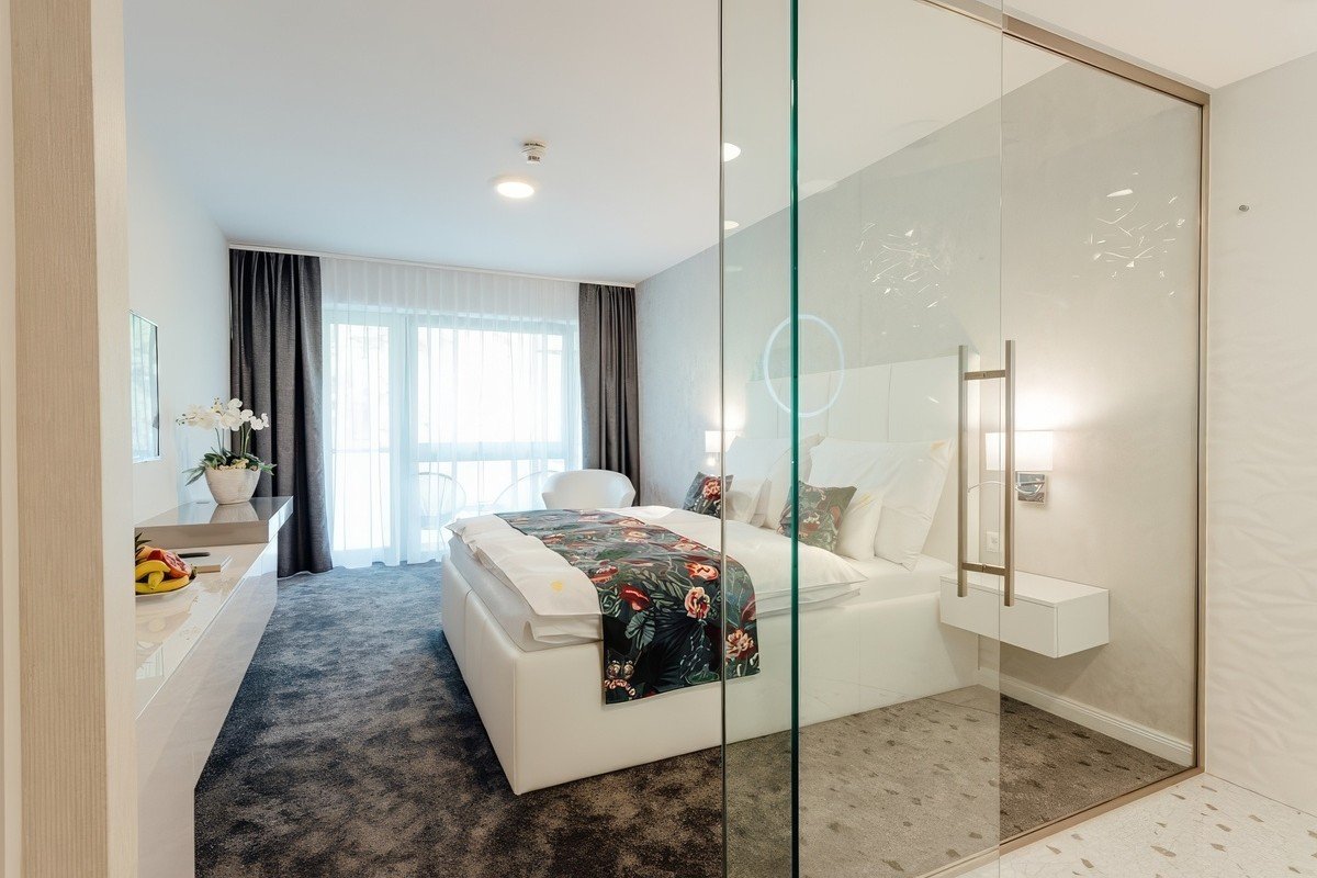 Deluxe **** without extra bed