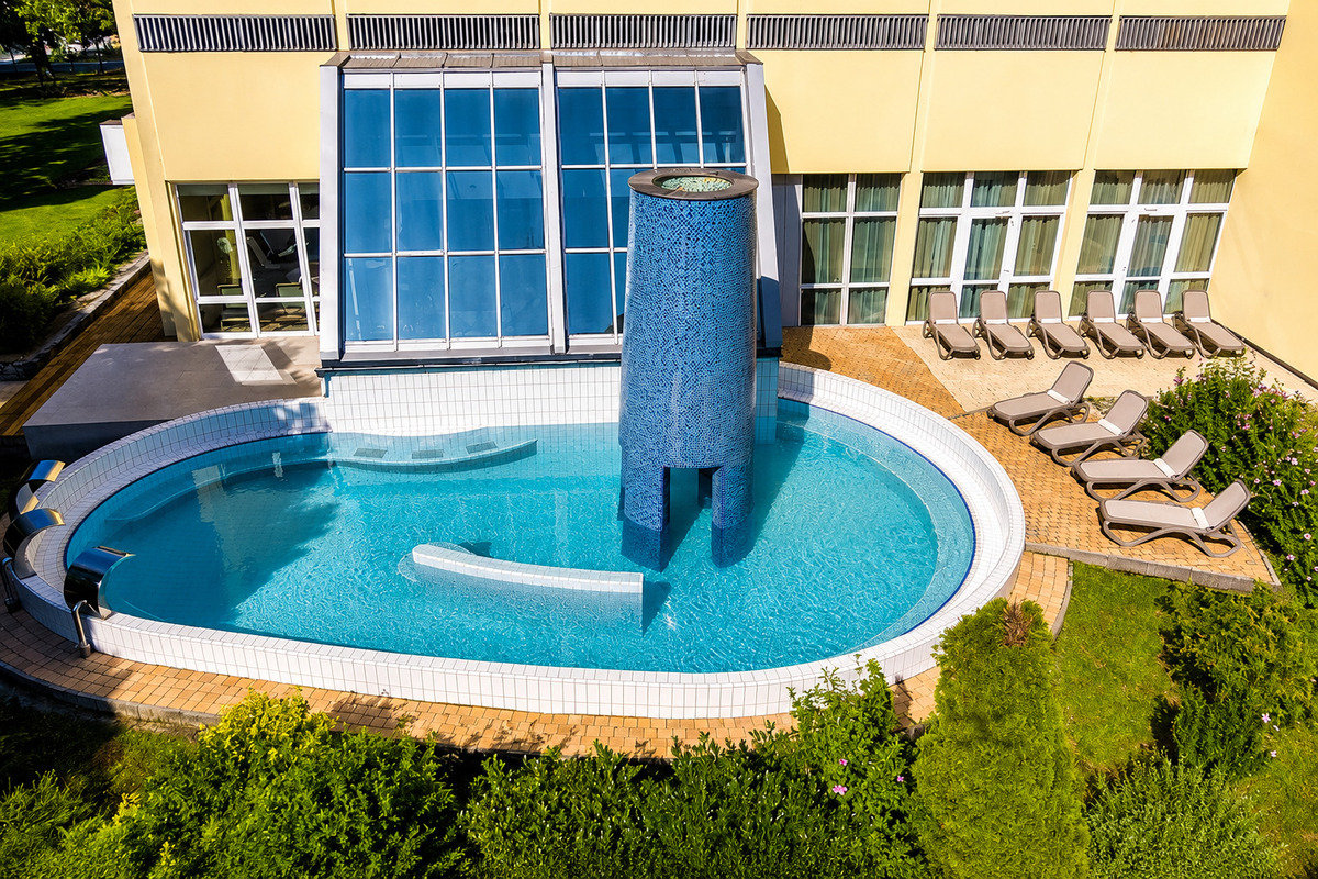 All Inclusive 7=6 offer