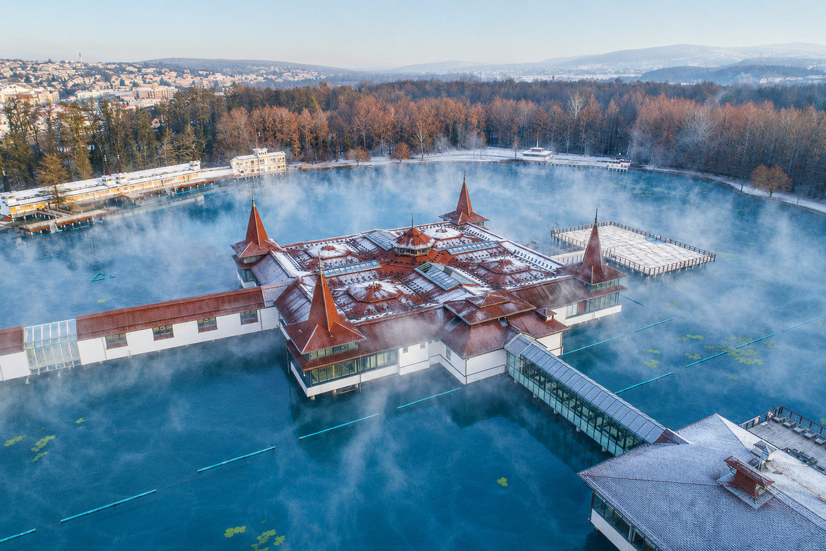 Panorama relaxation with entrance to the thermal lake Hévíz