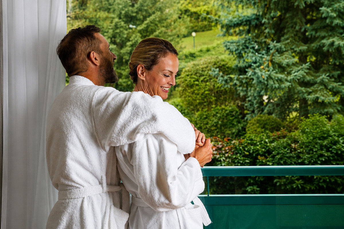 Relaxation package with half board