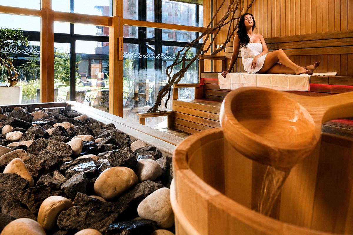 Accommodation with half board + entries to the water park